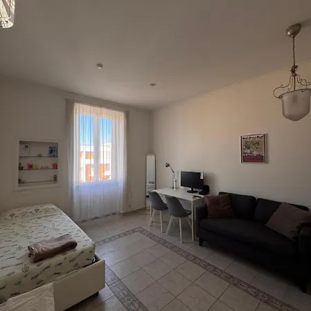 Minimal Incantevole A アパート *